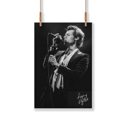 Harry Styles - (One Direction)